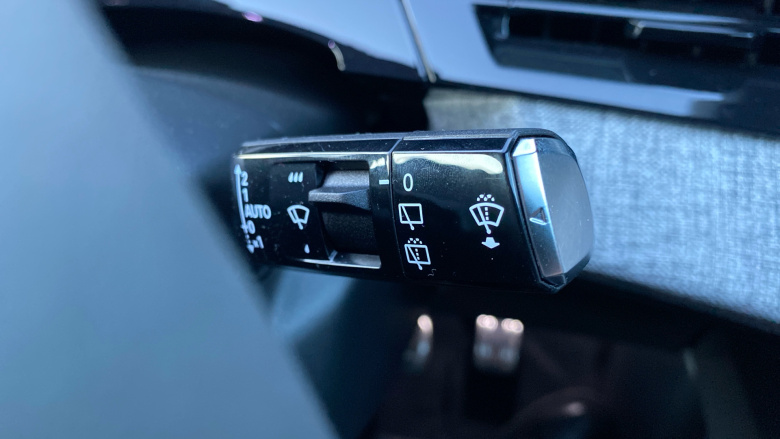 Peugeot 5008 157kW Allure 73kWh 5dr Auto Electric Estate